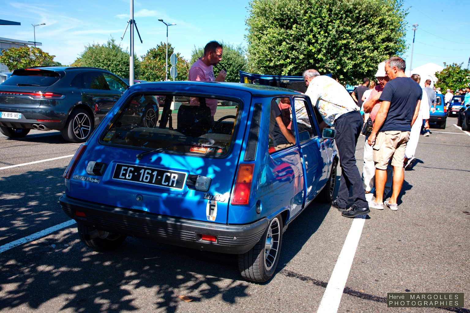 Renault 5 Alpine Turbo-02.jpg